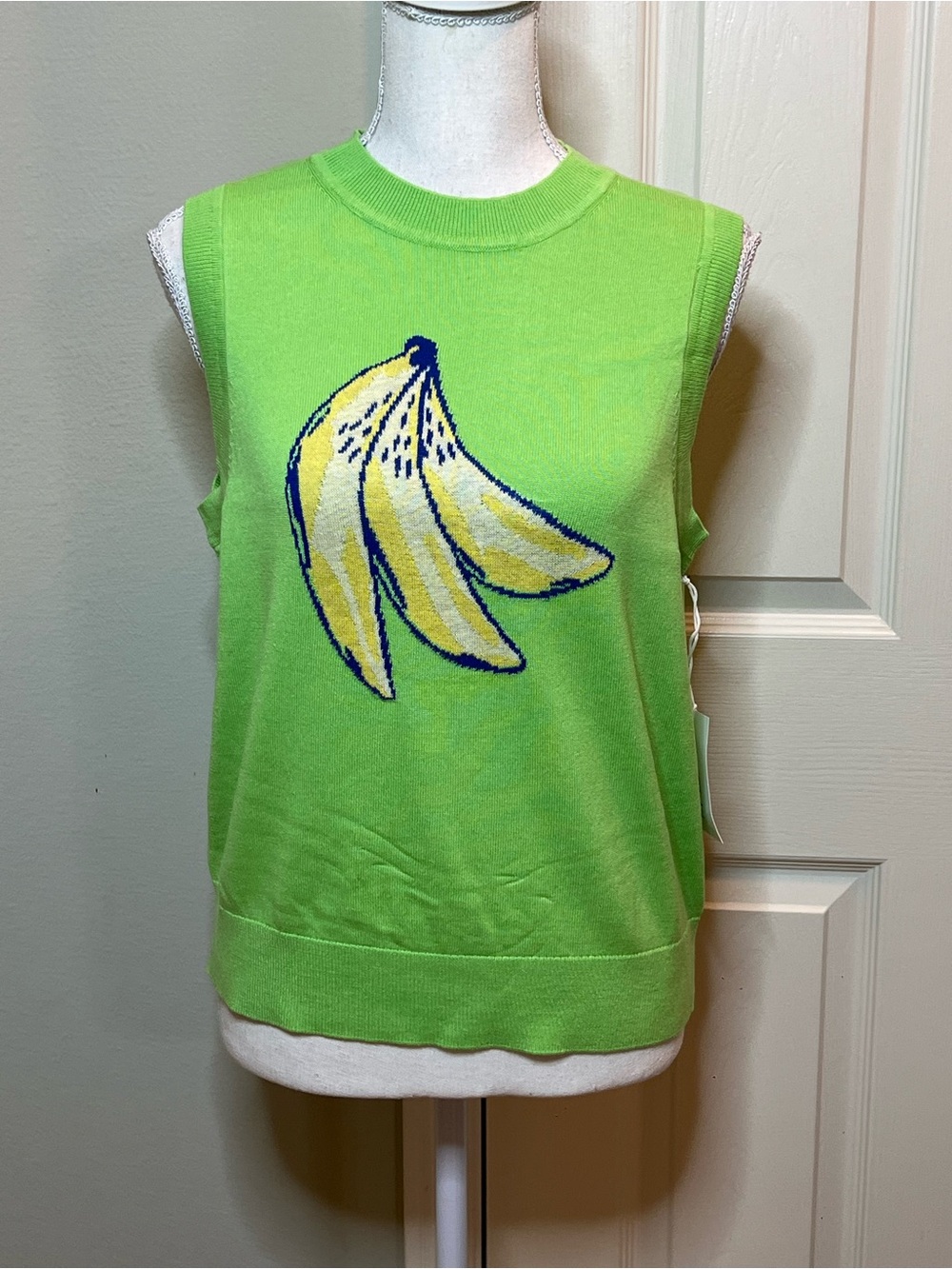 FREE ASSEMBLY Banana Graphic Sweater Vest